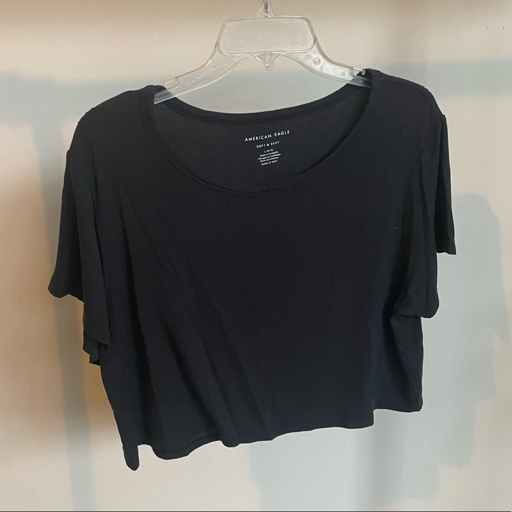 American eagle cropped short sleeve soft and sexy tee
